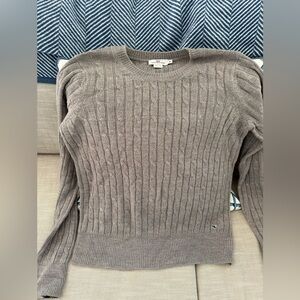 Vineyard vines cable knit sweater size M